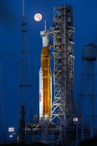 SLS rocket on launchpad