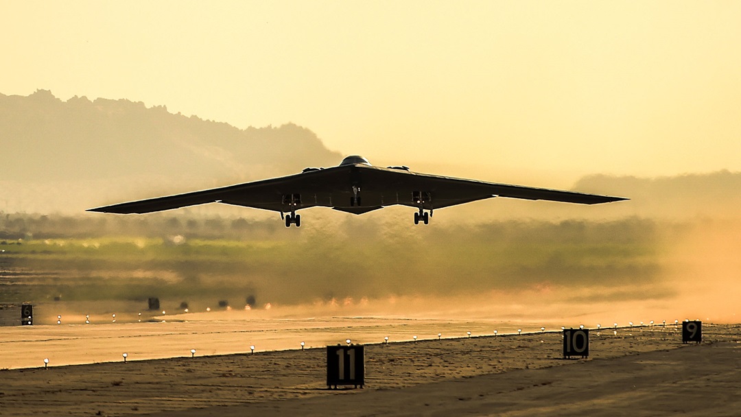 B-2 Spirit Stealth Bomber landing