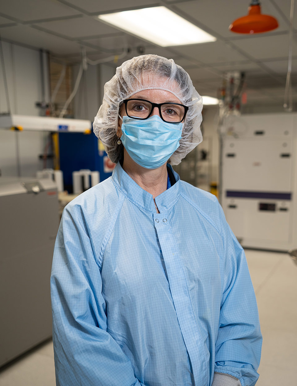 microelectronics lab technician in clean room