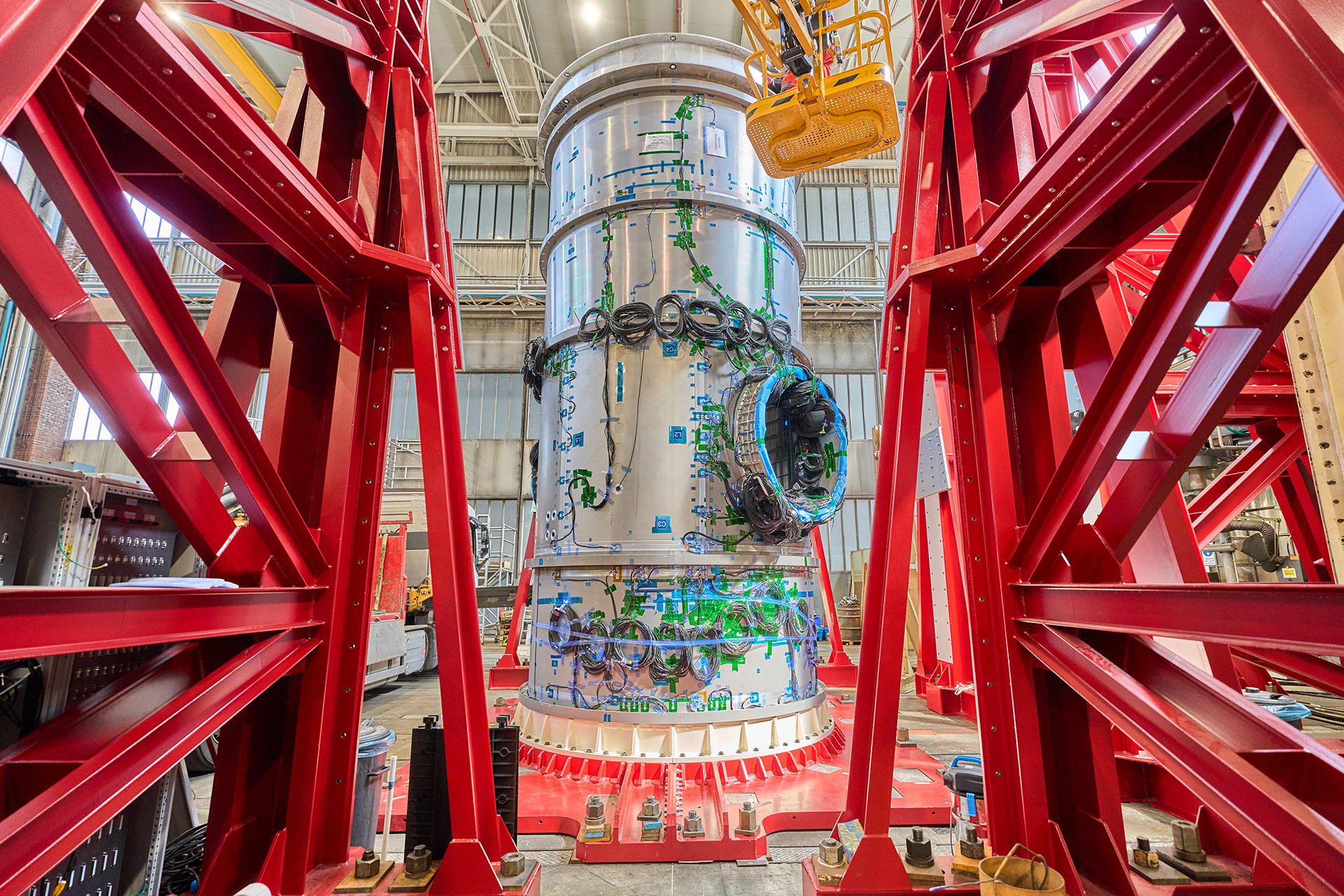 HALO spacecraft static test in production facility