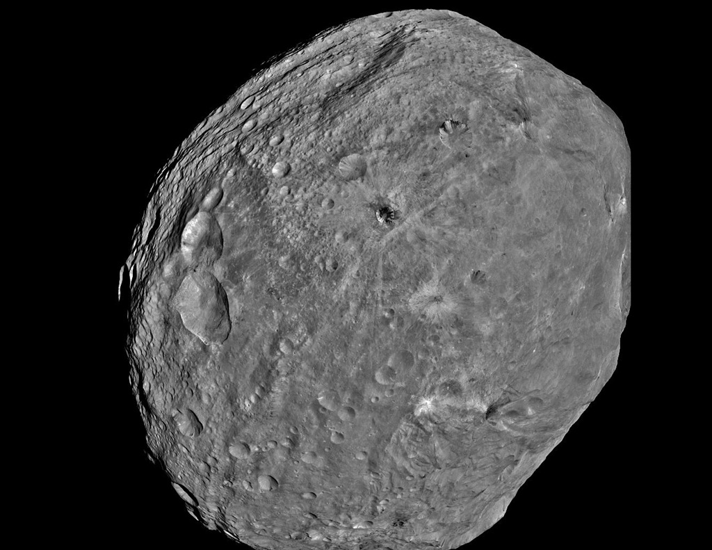 Dawn-image-of-Vesta-NASA-image