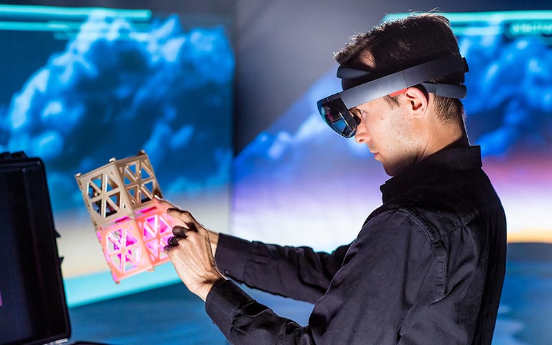 Northrop Grumman augmented virtuality Photo of person experiencing augmented virtuality