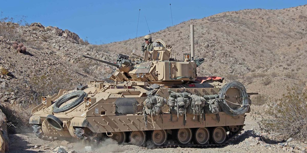 M242 Bushmaster Chain Gun on Bradley tank