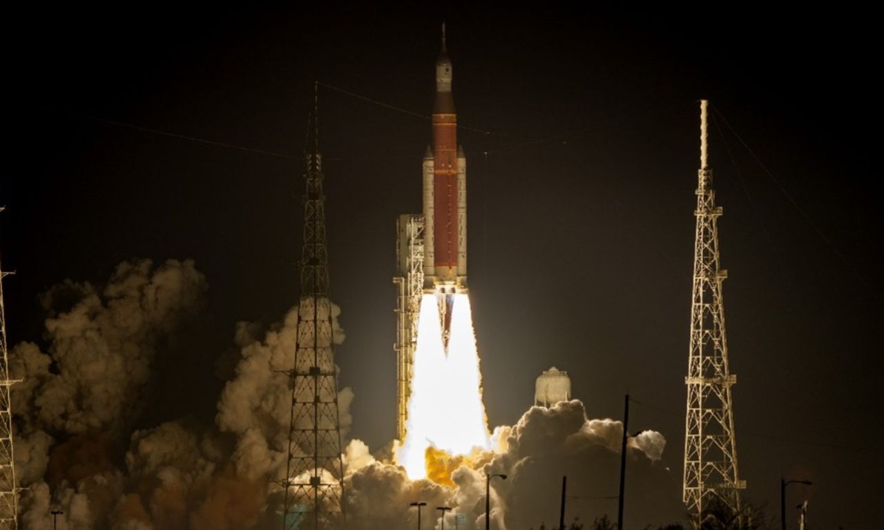 Artemis II Booster Case Use History