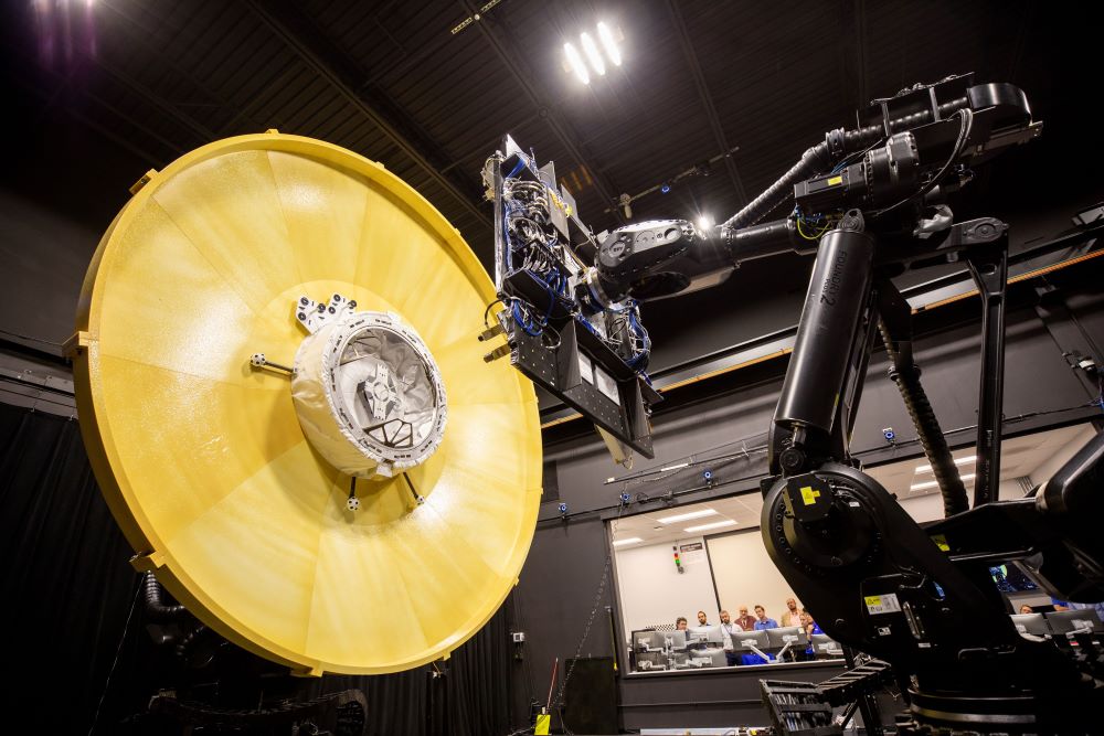 Northrop Grumman Demonstrates Autonomous Rendezvous and Docking Technology with Starlab Commercial Space Station