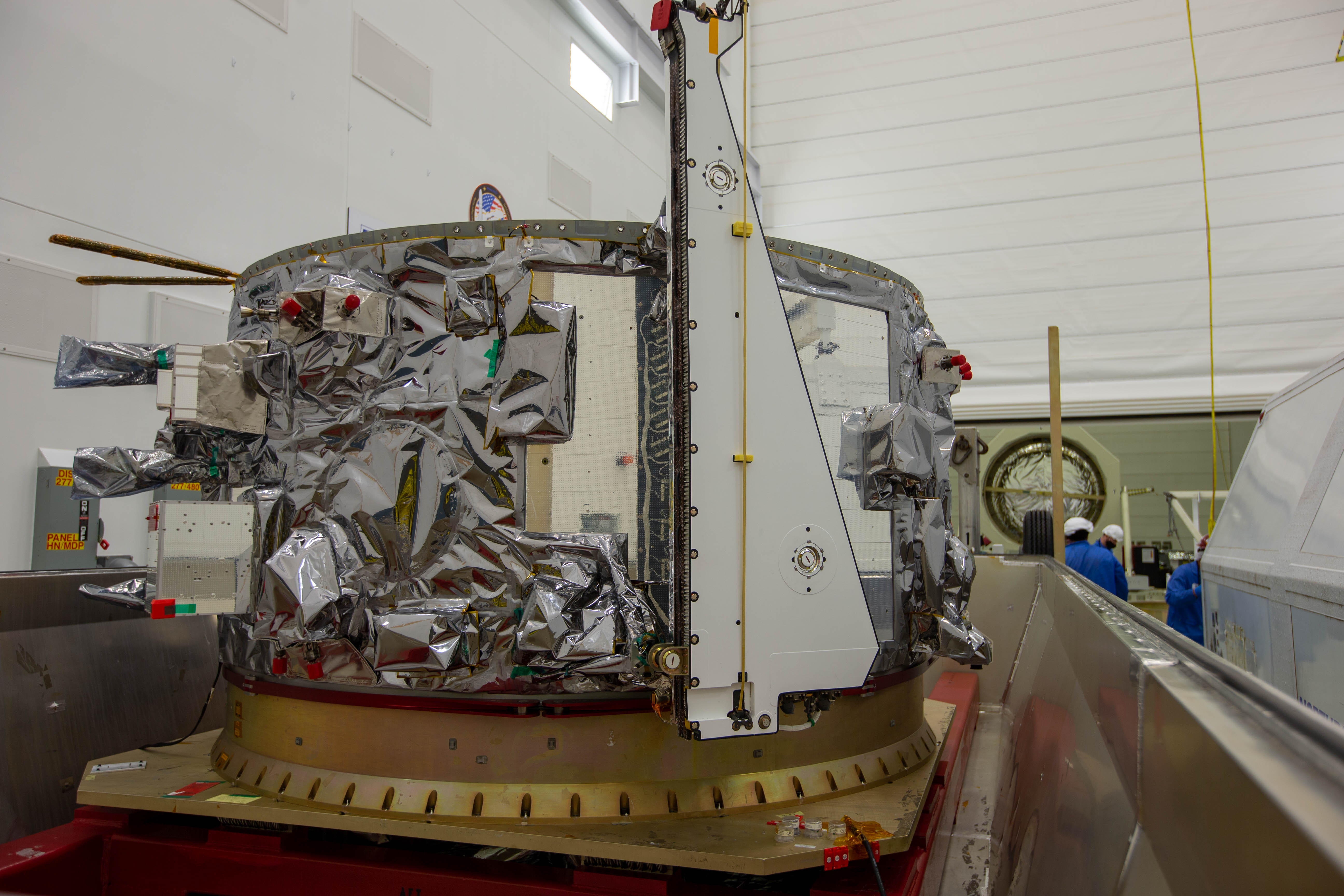 NG-14-Cygnus-Unpacking14 Science and Exploration