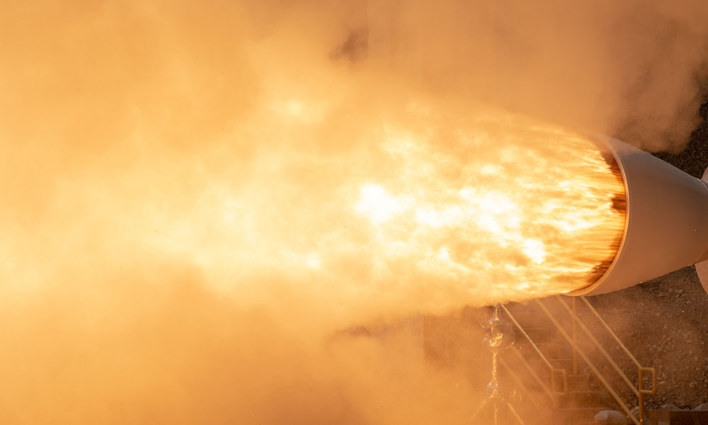 GEM 63XL Static Fire Test The GEM 63XL motor ignites in its first static test firing.