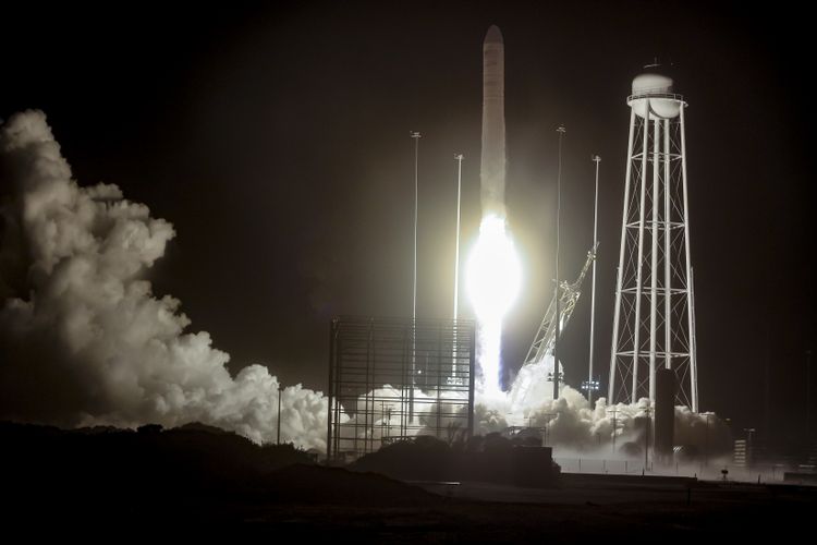 Northrop-Grummans-18th-Cygnus-Cargo-Resupply-Spacecraft-Arrives-at-International-Space-Station Northrop Grumman’s 18th Cygnus Cargo Resupply Spacecraft Arrives at International Space Station