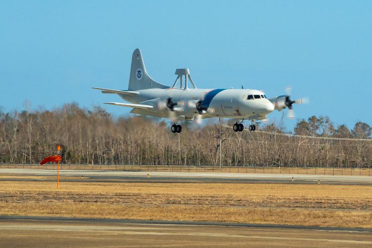 U.S. Customs and Border Protection P-3 Orion aircraft arrives at Northrop Grumman’s Aircraft Maintenance and Fabrication Center in Lake Charles, Louisiana, for depot level maintenance. P-3 Orion